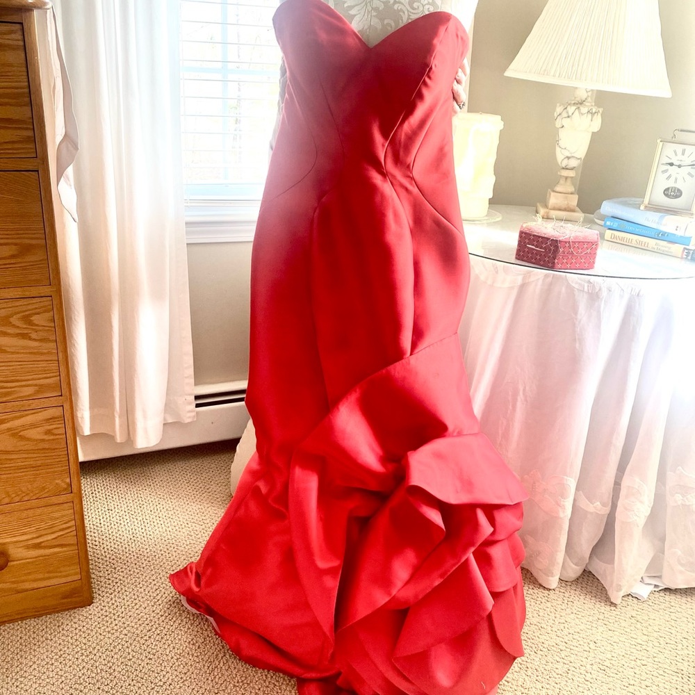 Red prom dress